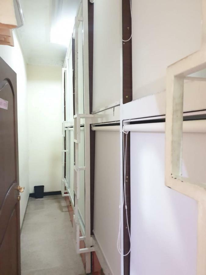 The Backpacker Semarang Hostel Exterior photo